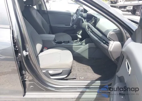 2025 Kia K4 Lxs из США, поврежденный, VIN 3KPFT4DE8SE134604